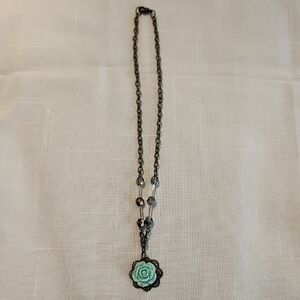 Chic Rose Pendant Necklace in Mint Green
